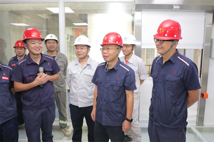 1699709570017918977.jpg 1699709570017918977.jpg